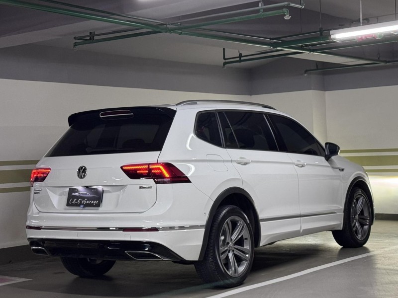 Volkswagen 福斯  Tiguan 七人座 地瓜 R-LINE版 | 新北市汽車商業同業公會｜TACA優良車商聯盟｜中古、二手車買車賣車公會認證保固
