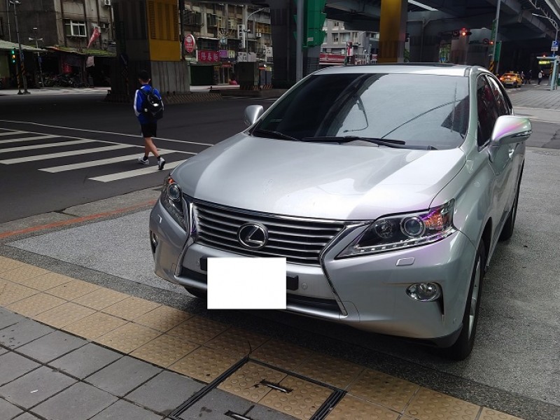 Lexus  RX 14年凌志RX270天窗旗艦電動椅導航行車紀錄器無限胎壓偵測器保證實車實價 | 新北市汽車商業同業公會｜TACA優良車商聯盟｜中古、二手車買車賣車公會認證保固