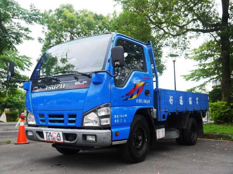 Isuzu  Elf(一路發) 10.5尺車庫車少跑原廠保養維修 | 新北市汽車商業同業公會｜TACA優良車商聯盟｜中古、二手車買車賣車公會認證保固