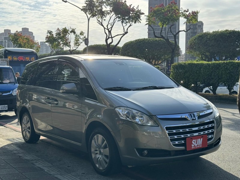 Luxgen  7 MPV 金鑽店~納智捷MPV 7 頂級配備 導航 360度環景 中央螢幕 循跡防滑 定速 免鑰啟動車門鎖 右側攝影機 天窗 雙電動滑門 車道偏離警示 雙安 藍芽影音 等多項配備！ | 新北市汽車商業同業公會｜TACA優良車商聯盟｜中古、二手車買車賣車公會認證保固