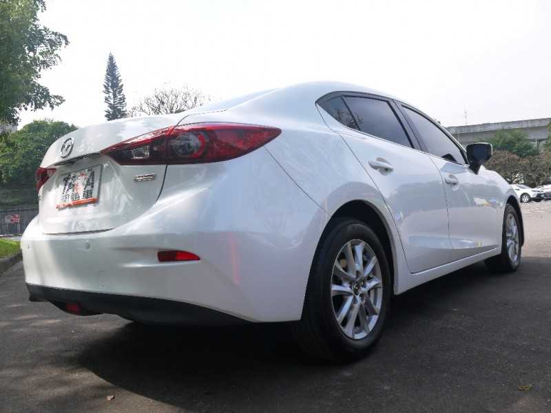 Mazda  Mazda3 魂動馬3 IKey.影音4D | 新北市汽車商業同業公會｜TACA優良車商聯盟｜中古、二手車買車賣車公會認證保固