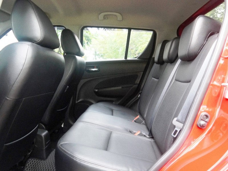 Suzuki  SWIFT 僅跑2萬.耀眼的璀璨紅 | 新北市汽車商業同業公會｜TACA優良車商聯盟｜中古、二手車買車賣車公會認證保固