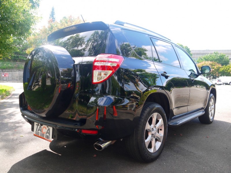 Toyota  RAV4 正2009年原裝RAV4 | 新北市汽車商業同業公會｜TACA優良車商聯盟｜中古、二手車買車賣車公會認證保固