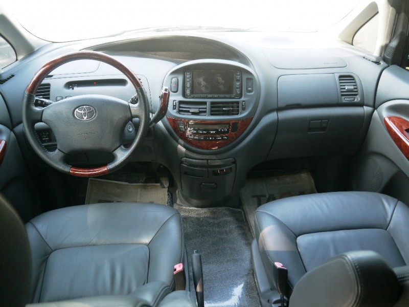 Toyota  Previa 2006型平均每年跑5000多公里 | 新北市汽車商業同業公會｜TACA優良車商聯盟｜中古、二手車買車賣車公會認證保固