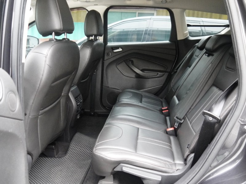 Ford/福特  Kuga 全景天窗頂級版 | 新北市汽車商業同業公會｜TACA優良車商聯盟｜中古、二手車買車賣車公會認證保固
