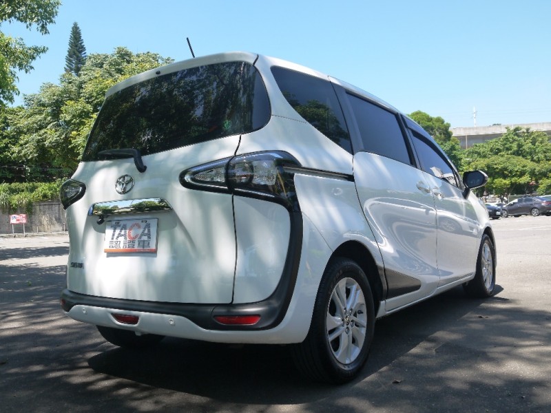 Toyota  SIENTA SIENTA  1.8L 5人座 | 新北市汽車商業同業公會｜TACA優良車商聯盟｜中古、二手車買車賣車公會認證保固