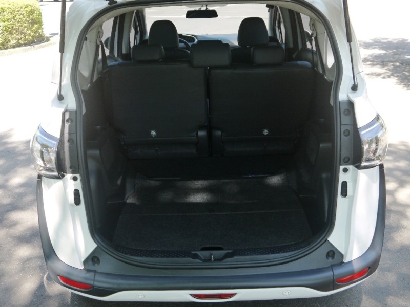 Toyota  SIENTA SIENTA  1.8L 5人座 | 新北市汽車商業同業公會｜TACA優良車商聯盟｜中古、二手車買車賣車公會認證保固