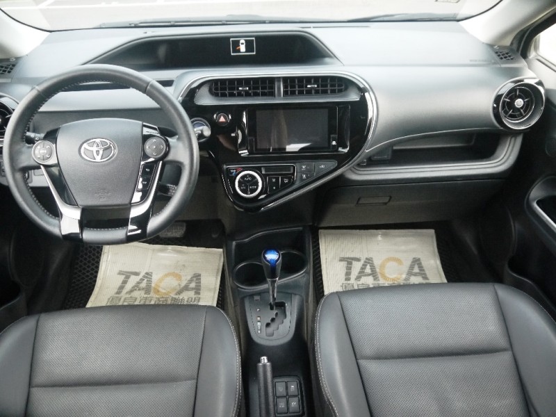 Toyota  Prius C 2019年最省油的油電車  | 新北市汽車商業同業公會｜TACA優良車商聯盟｜中古、二手車買車賣車公會認證保固