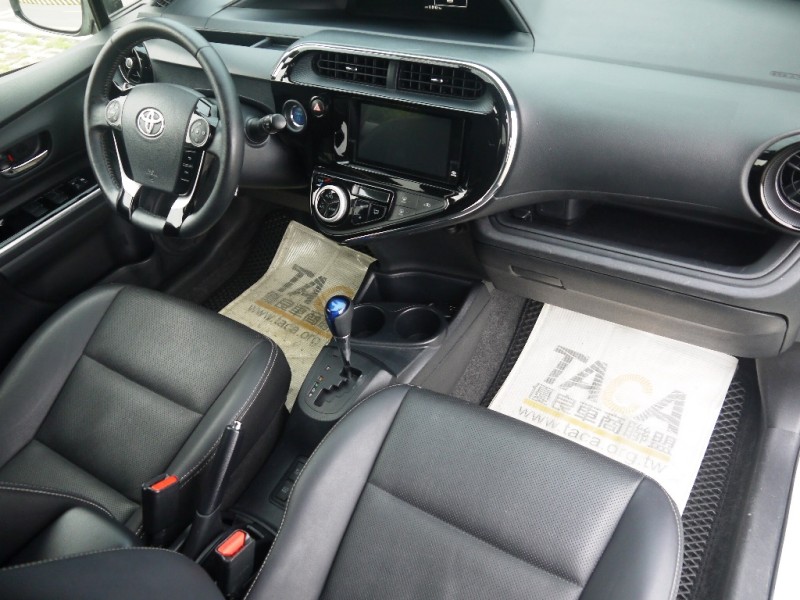 Toyota  Prius C 2019年最省油的油電車  | 新北市汽車商業同業公會｜TACA優良車商聯盟｜中古、二手車買車賣車公會認證保固