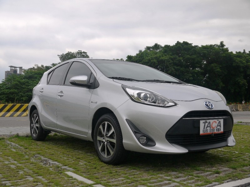 Toyota  Prius C 2019年最省油的油電車 | 新北市汽車商業同業公會｜TACA優良車商聯盟｜中古、二手車買車賣車公會認證保固