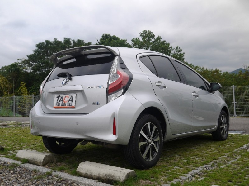 Toyota  Prius C 2019年最省油的油電車 | 新北市汽車商業同業公會｜TACA優良車商聯盟｜中古、二手車買車賣車公會認證保固