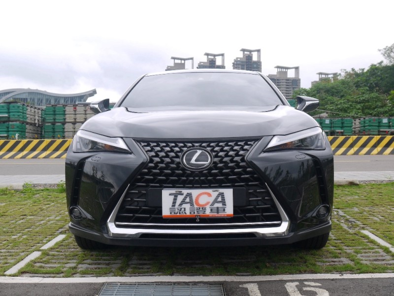 Lexus  UX250h 正2023年  UX250h | 新北市汽車商業同業公會｜TACA優良車商聯盟｜中古、二手車買車賣車公會認證保固