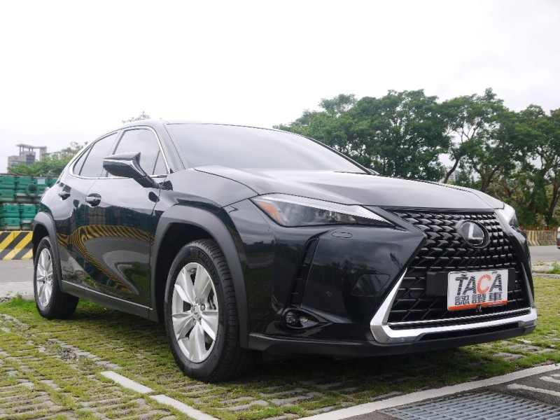 Lexus  UX250h 正2023年  UX250h | 新北市汽車商業同業公會｜TACA優良車商聯盟｜中古、二手車買車賣車公會認證保固