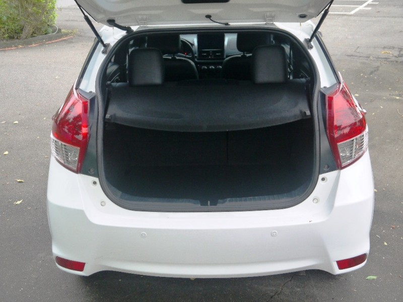 Toyota  Yaris 正2016年7速手自排(經典+) | 新北市汽車商業同業公會｜TACA優良車商聯盟｜中古、二手車買車賣車公會認證保固