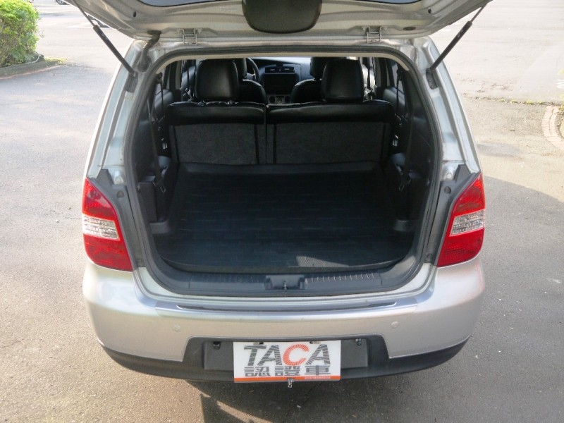 Nissan  Grand Livina 稀有Grand Livina 1.8 L | 新北市汽車商業同業公會｜TACA優良車商聯盟｜中古、二手車買車賣車公會認證保固