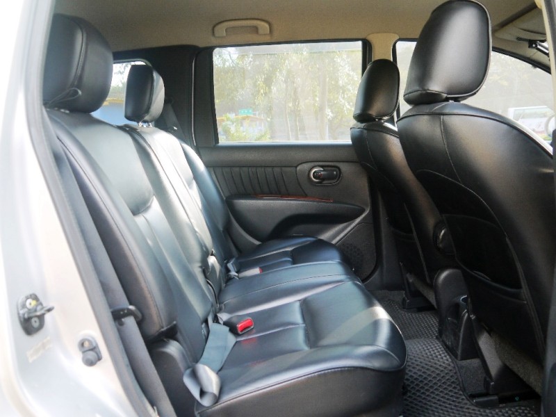 Nissan  Grand Livina 稀有Grand Livina 1.8 L | 新北市汽車商業同業公會｜TACA優良車商聯盟｜中古、二手車買車賣車公會認證保固