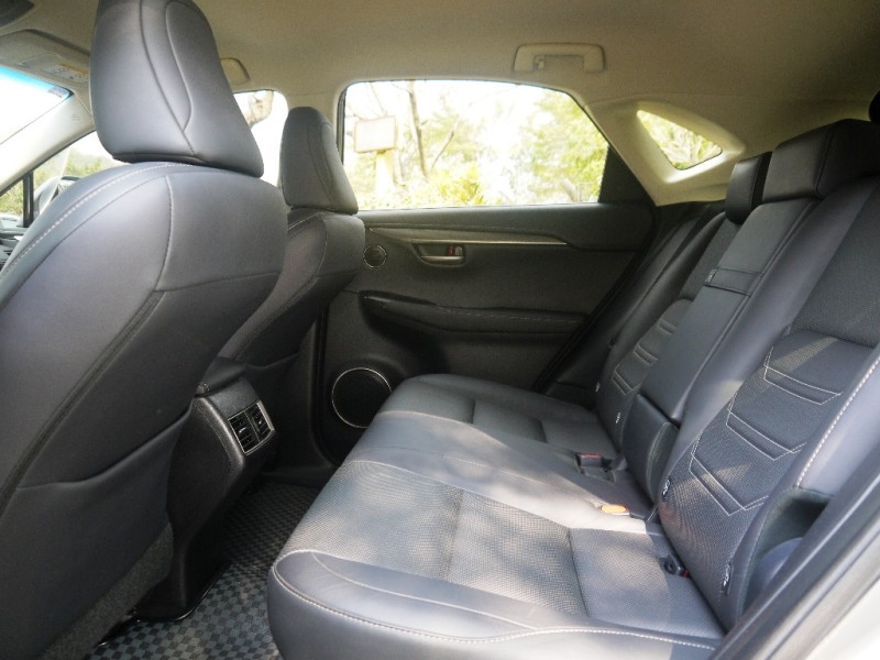 Lexus  NX 2017型式 NX200T | 新北市汽車商業同業公會｜TACA優良車商聯盟｜中古、二手車買車賣車公會認證保固
