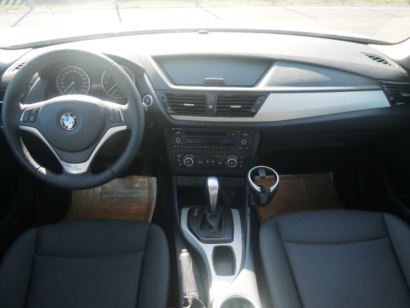 BMW/ 寶馬  X1 SERIES  X1 sDrive18i 正2014年 X1 18i | 新北市汽車商業同業公會｜TACA優良車商聯盟｜中古、二手車買車賣車公會認證保固