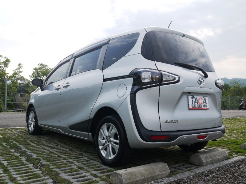 Toyota  SIENTA 正2021