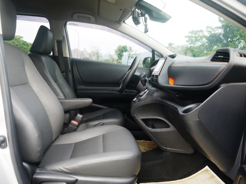 Toyota  SIENTA 正2021