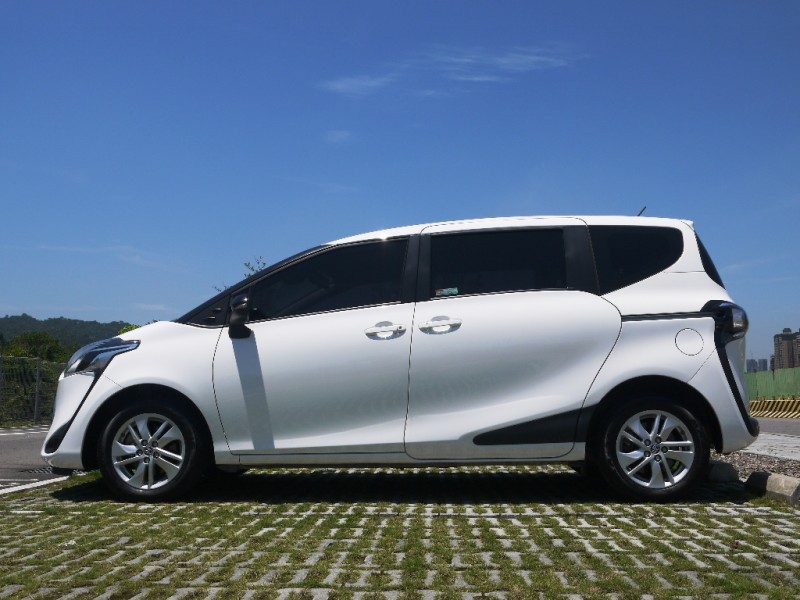 Toyota  SIENTA 正2023年 新車原廠保固中 | 新北市汽車商業同業公會｜TACA優良車商聯盟｜中古、二手車買車賣車公會認證保固