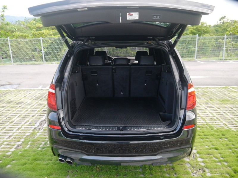 BMW/ 寶馬  X3 SERIES  X3 xDrive28i 2014型式 X3  28i 全景天窗 | 新北市汽車商業同業公會｜TACA優良車商聯盟｜中古、二手車買車賣車公會認證保固