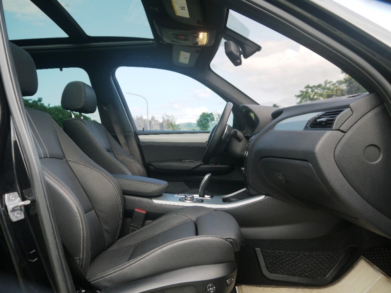 BMW/ 寶馬  X3 SERIES  X3 xDrive28i 2014型式 X3  28i 全景天窗 | 新北市汽車商業同業公會｜TACA優良車商聯盟｜中古、二手車買車賣車公會認證保固