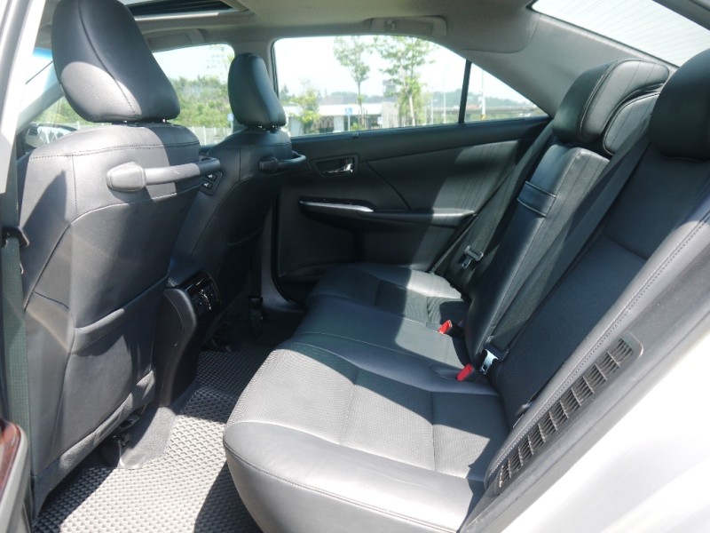 Toyota  Camry 正2014年 2.5L油電Q版最頂級 | 新北市汽車商業同業公會｜TACA優良車商聯盟｜中古、二手車買車賣車公會認證保固