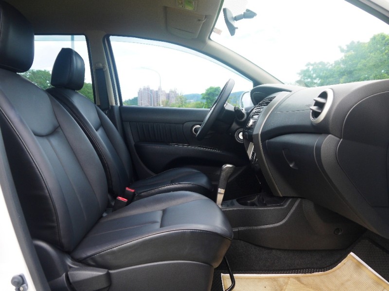 Nissan  Livina 正2012年 放架.恆溫版本 | 新北市汽車商業同業公會｜TACA優良車商聯盟｜中古、二手車買車賣車公會認證保固