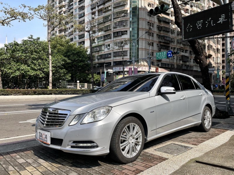 Mercedes-Benz/賓士   E-CLASS  E200 E200 CGI 原版件 車庫車 內外裝漂亮 | 新北市汽車商業同業公會｜TACA優良車商聯盟｜中古、二手車買車賣車公會認證保固