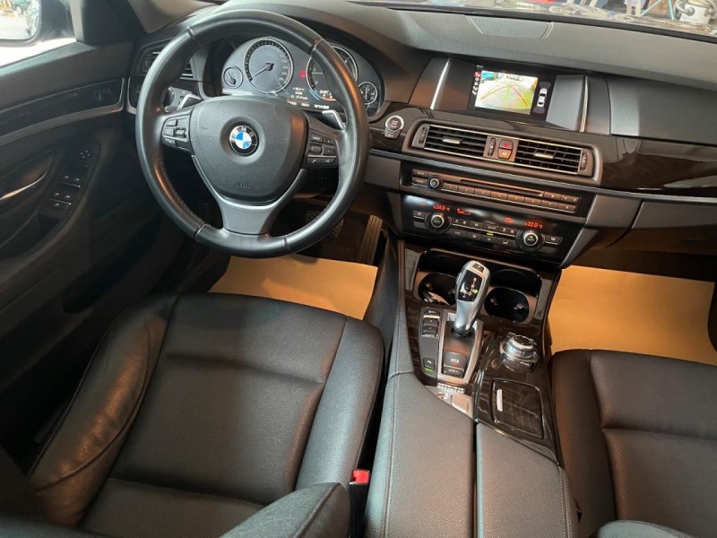 BMW/ 寶馬  5 SERIES  520d 油價高漲520D柴油是您的首選內外皆超美 | 新北市汽車商業同業公會｜TACA優良車商聯盟｜中古、二手車買車賣車公會認證保固