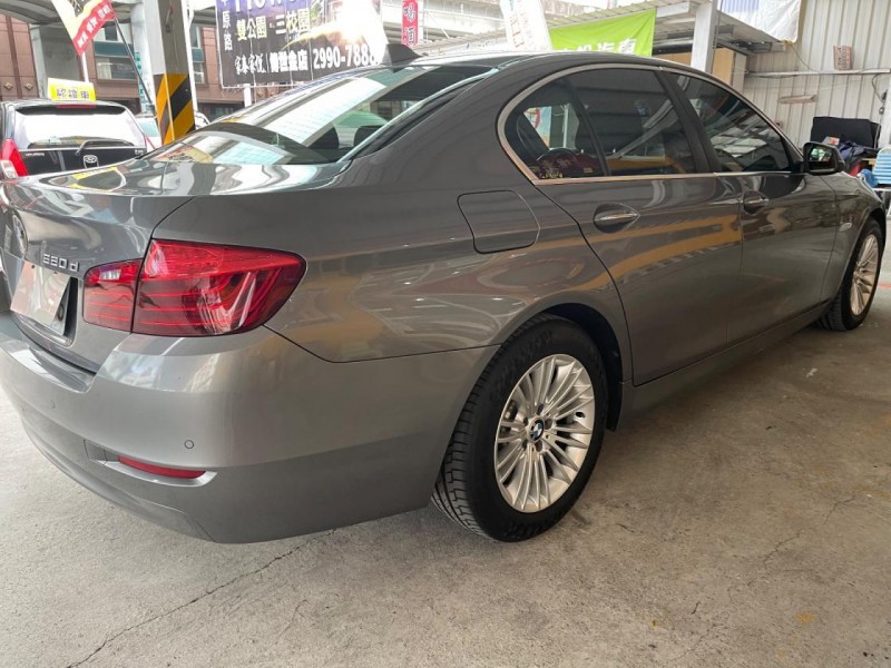 BMW/ 寶馬  5 SERIES  520d 油價高漲520D柴油是您的首選內外皆超美 | 新北市汽車商業同業公會｜TACA優良車商聯盟｜中古、二手車買車賣車公會認證保固