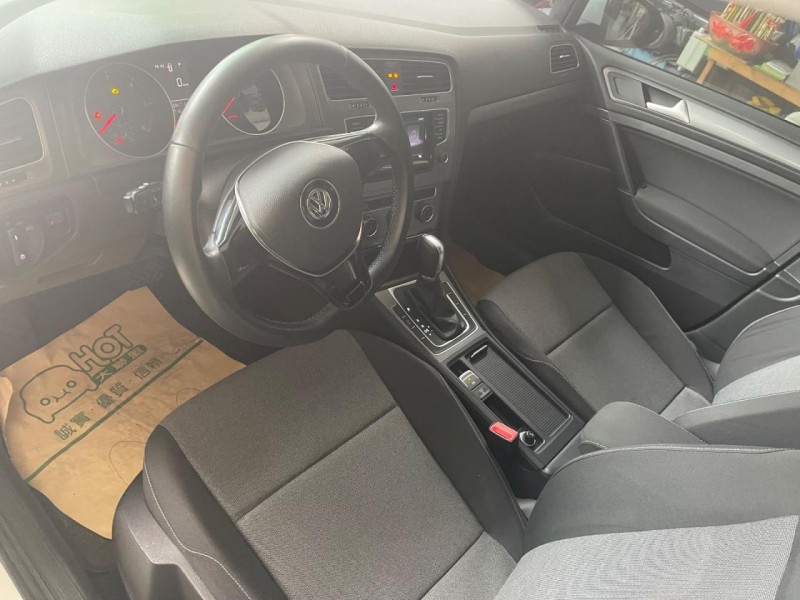 Volkswagen 福斯  Golf 安全舒適CP值超高柴油golf | 新北市汽車商業同業公會｜TACA優良車商聯盟｜中古、二手車買車賣車公會認證保固