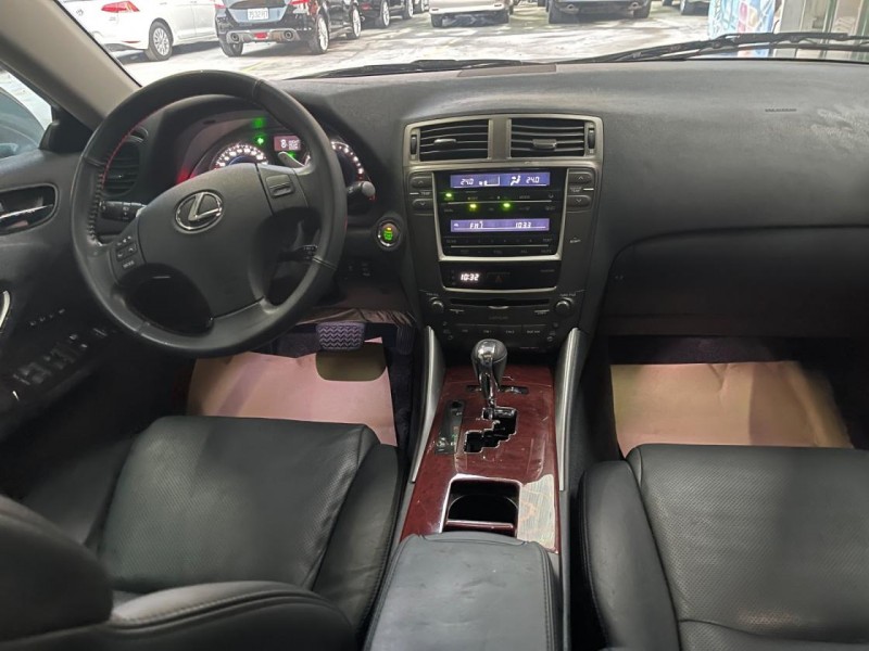 Lexus  IS 漂亮is250原廠運動版 | 新北市汽車商業同業公會｜TACA優良車商聯盟｜中古、二手車買車賣車公會認證保固