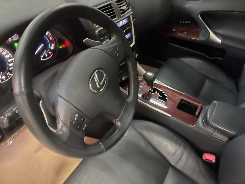 Lexus  IS 漂亮is250原廠運動版 | 新北市汽車商業同業公會｜TACA優良車商聯盟｜中古、二手車買車賣車公會認證保固