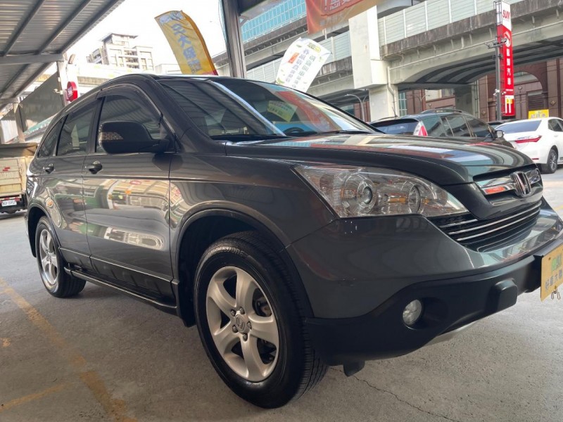 Honda  CR-V CP值超高CRV | 新北市汽車商業同業公會｜TACA優良車商聯盟｜中古、二手車買車賣車公會認證保固