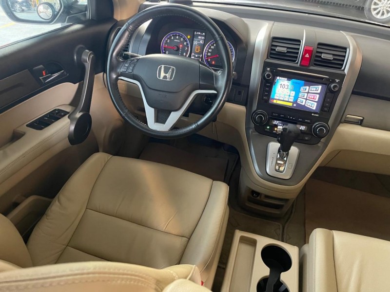 Honda  CR-V CP值超高CRV | 新北市汽車商業同業公會｜TACA優良車商聯盟｜中古、二手車買車賣車公會認證保固