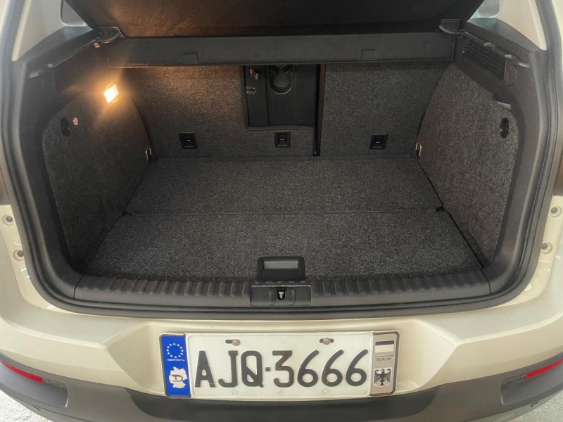 Volkswagen 福斯  Tiguan 安全便宜大空間休旅車8氣囊 | 新北市汽車商業同業公會｜TACA優良車商聯盟｜中古、二手車買車賣車公會認證保固