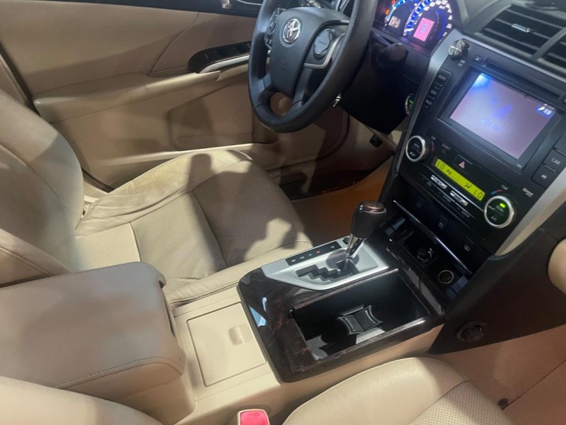 Toyota  Camry 2012年Camry油電大電池已換新，有天窗，有雙電動椅,ikey | 新北市汽車商業同業公會｜TACA優良車商聯盟｜中古、二手車買車賣車公會認證保固