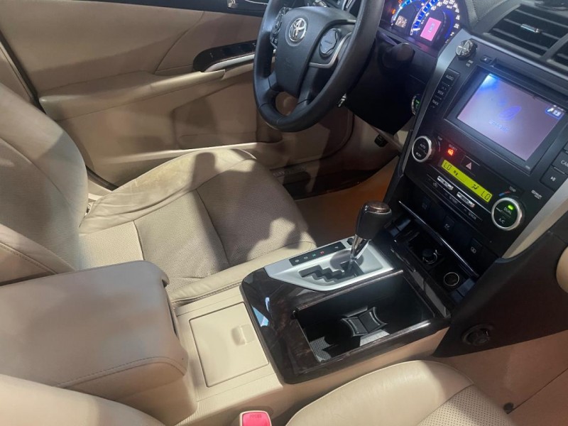 Toyota  Camry 2012年Camry油電大電池已換新，有天窗，有雙電動椅,ikey | 新北市汽車商業同業公會｜TACA優良車商聯盟｜中古、二手車買車賣車公會認證保固