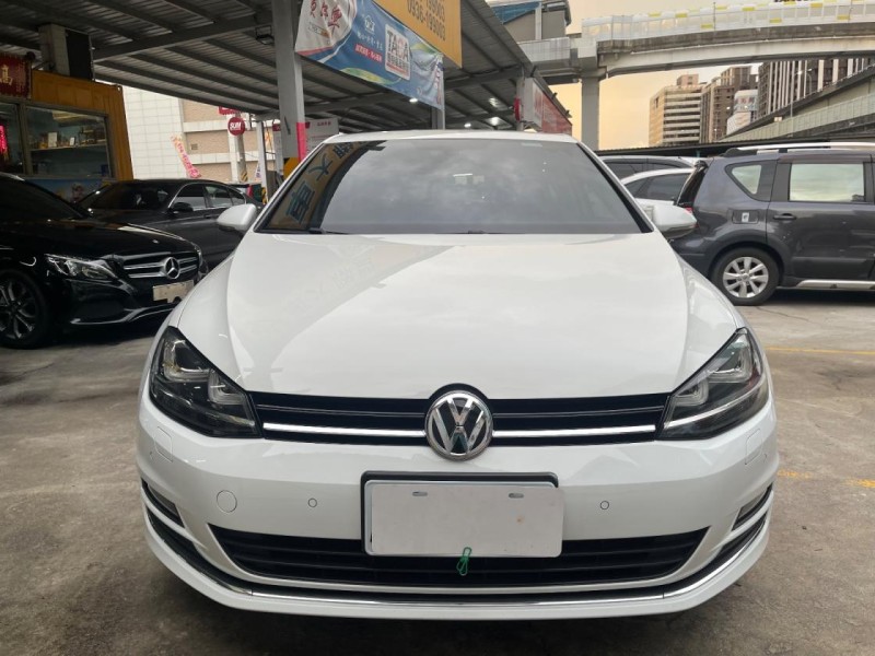 Volkswagen 福斯  Golf 最安全5門大空間小車省油省稅金 | 新北市汽車商業同業公會｜TACA優良車商聯盟｜中古、二手車買車賣車公會認證保固