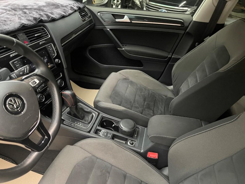 Volkswagen 福斯  Golf 最安全5門大空間小車省油省稅金 | 新北市汽車商業同業公會｜TACA優良車商聯盟｜中古、二手車買車賣車公會認證保固