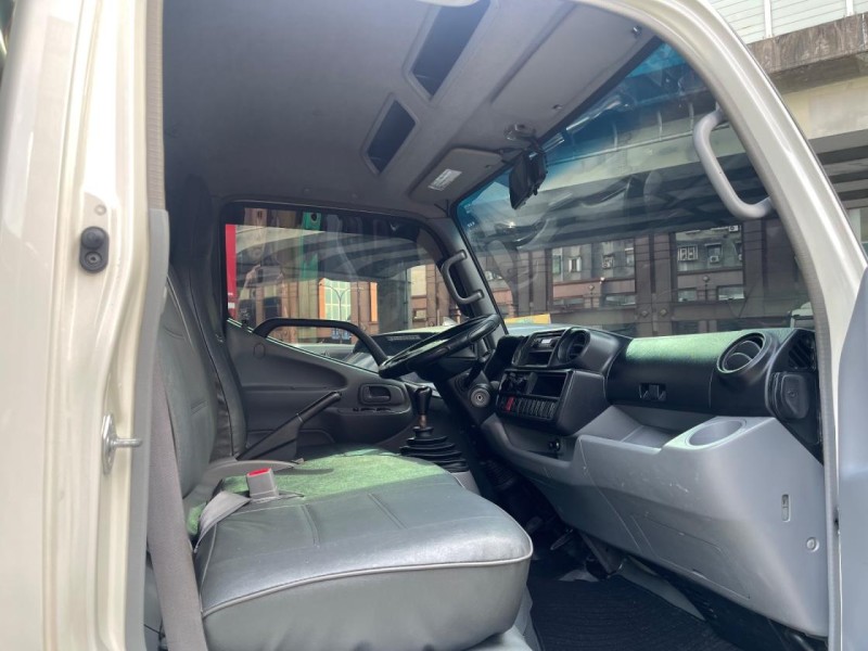 Hino  300 Hino11尺半跑少車況超好有電動後折加4m鐵板載重升級5噸 | 新北市汽車商業同業公會｜TACA優良車商聯盟｜中古、二手車買車賣車公會認證保固