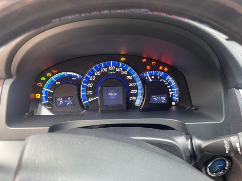 Toyota  Camry 便宜漂亮Camry油電車 | 新北市汽車商業同業公會｜TACA優良車商聯盟｜中古、二手車買車賣車公會認證保固