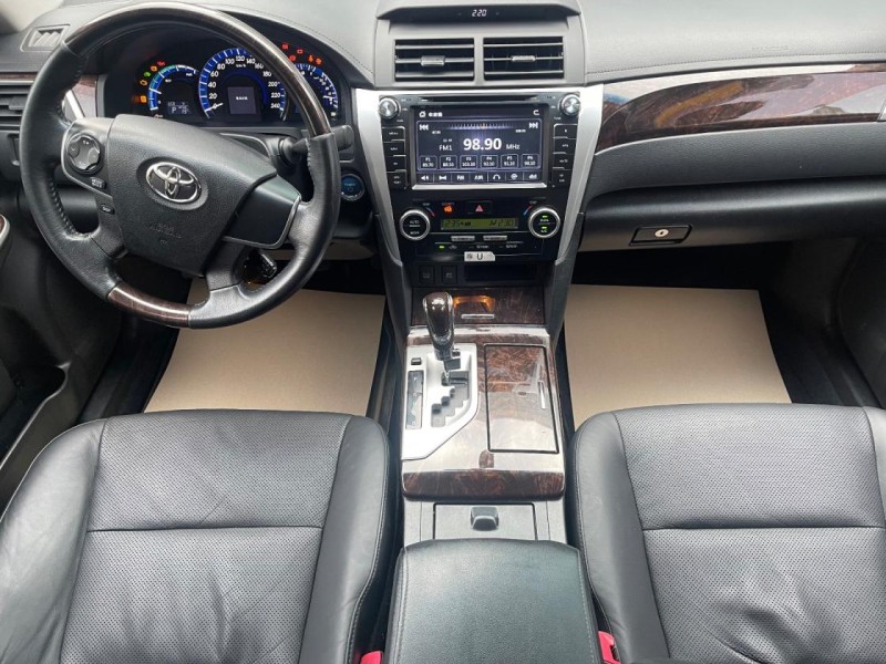 Toyota  Camry 便宜漂亮Camry油電車 | 新北市汽車商業同業公會｜TACA優良車商聯盟｜中古、二手車買車賣車公會認證保固