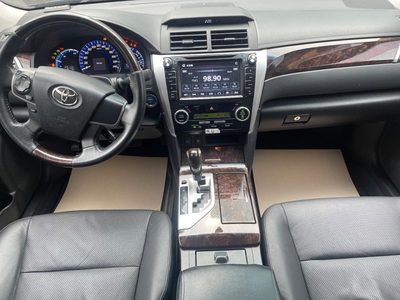 Toyota  Camry 便宜漂亮Camry油電車 | 新北市汽車商業同業公會｜TACA優良車商聯盟｜中古、二手車買車賣車公會認證保固