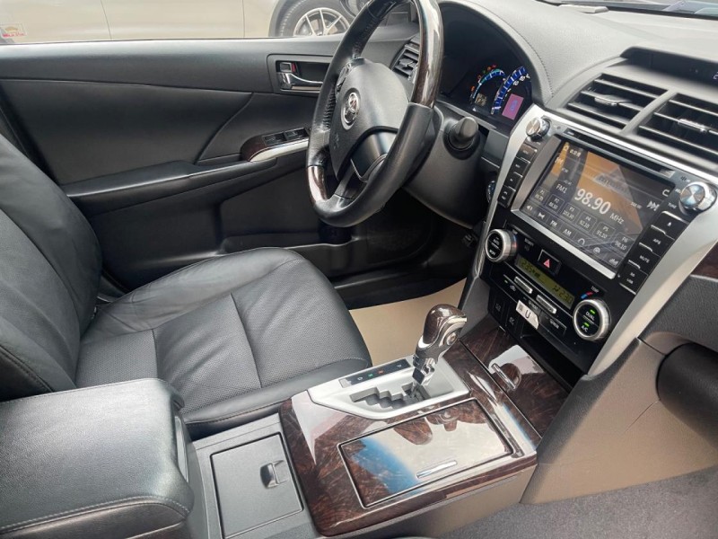 Toyota  Camry 便宜漂亮Camry油電車 | 新北市汽車商業同業公會｜TACA優良車商聯盟｜中古、二手車買車賣車公會認證保固