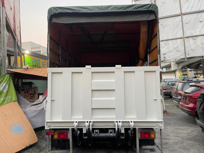 Isuzu  大貨車 五十鈴大貨車純跑6萬公里11尺半有昇降尾門 | 新北市汽車商業同業公會｜TACA優良車商聯盟｜中古、二手車買車賣車公會認證保固