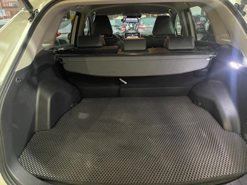 Toyota  RAV4 2019年小改新款RAV4旗艦款 | 新北市汽車商業同業公會｜TACA優良車商聯盟｜中古、二手車買車賣車公會認證保固