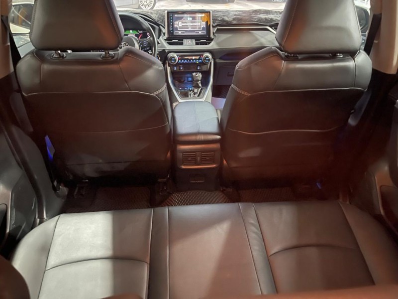 Toyota  RAV4 2019年小改新款RAV4旗艦款 | 新北市汽車商業同業公會｜TACA優良車商聯盟｜中古、二手車買車賣車公會認證保固